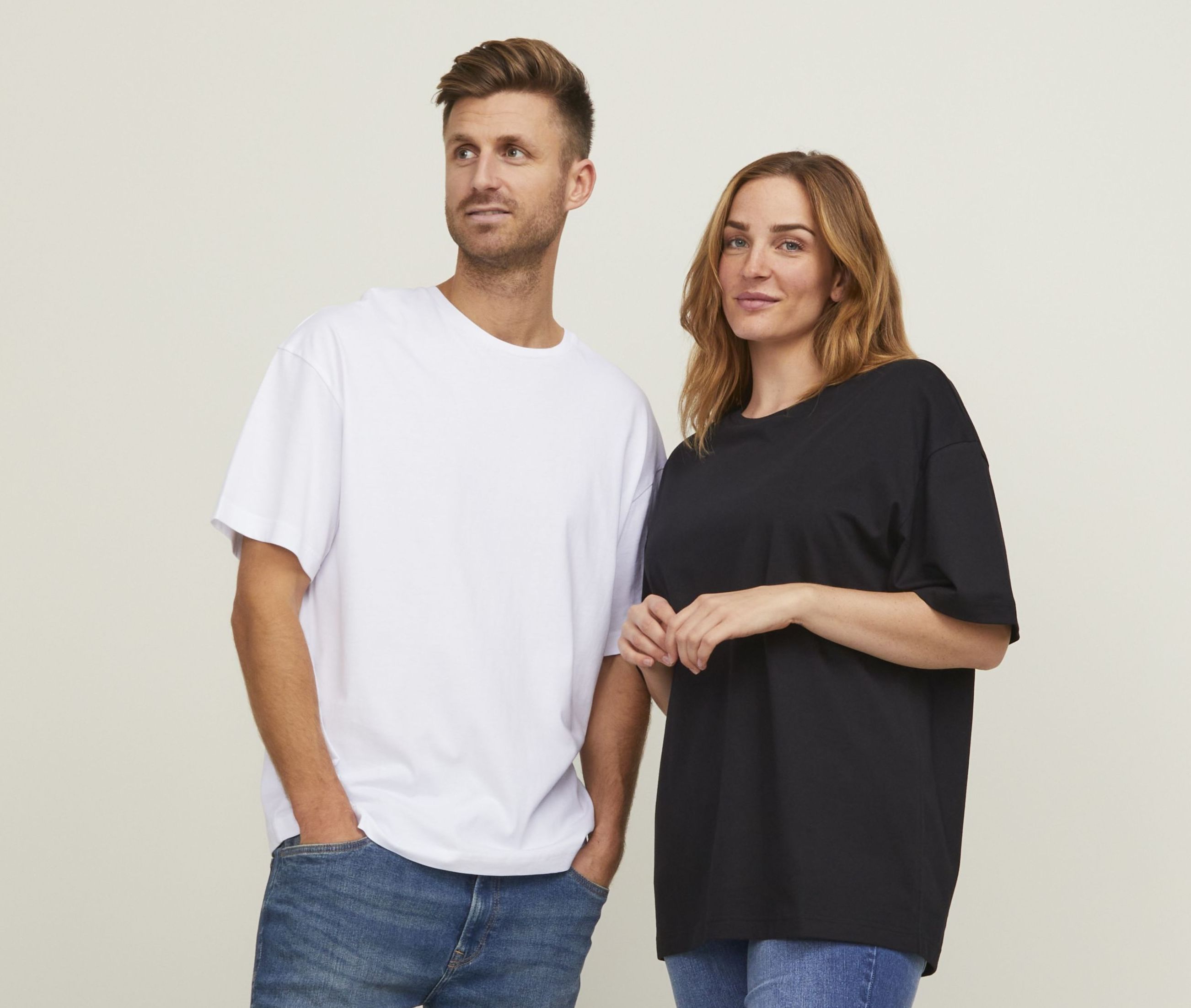 Jack & Jones - BLANKS JJ3911 Unisex Oversize T-Shirt