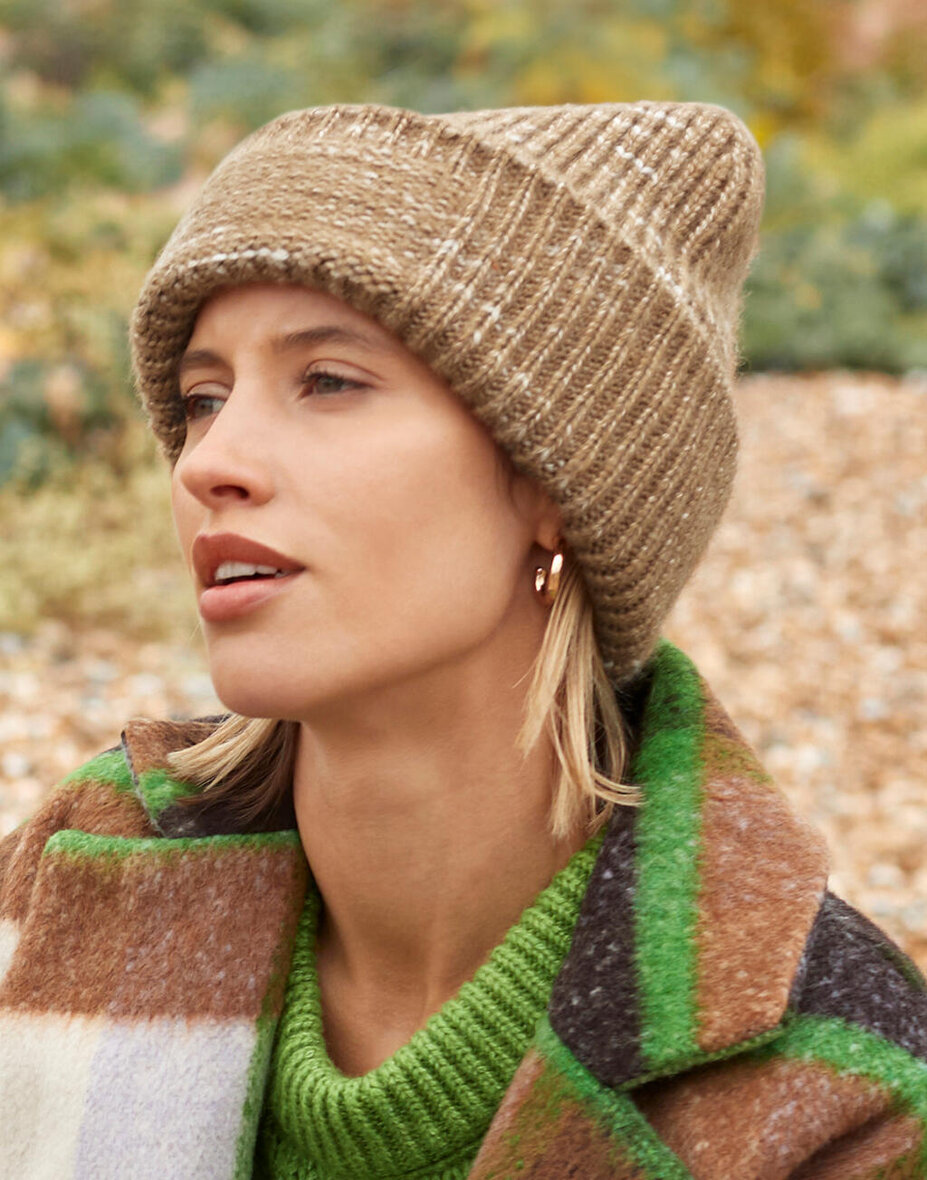 Beechfield B330R Chunky Knitted Patch Beanie