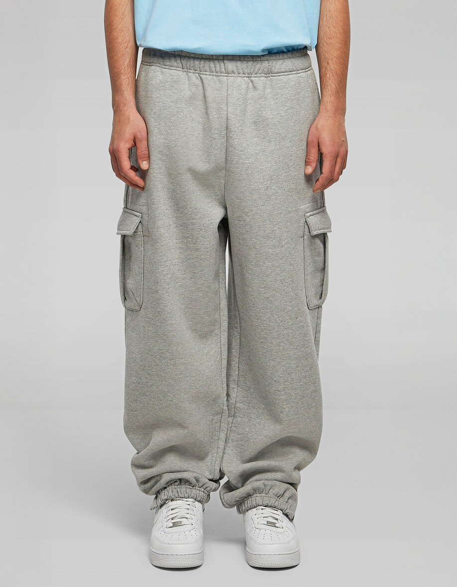Build Your Brand BY258 90's Cargo Sweatpants