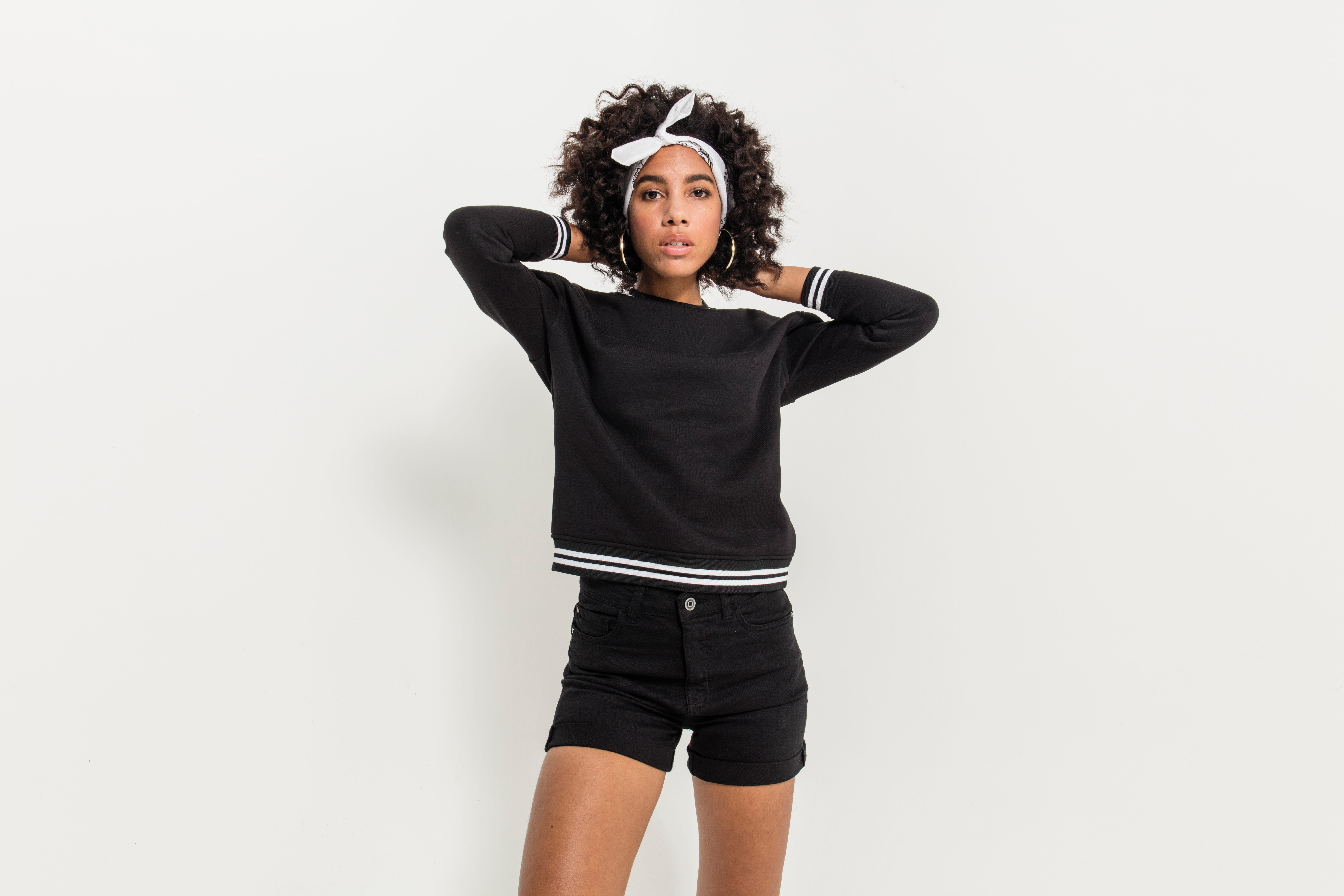 Build Your Brand BY105 Ladies´ College Sweat Crew