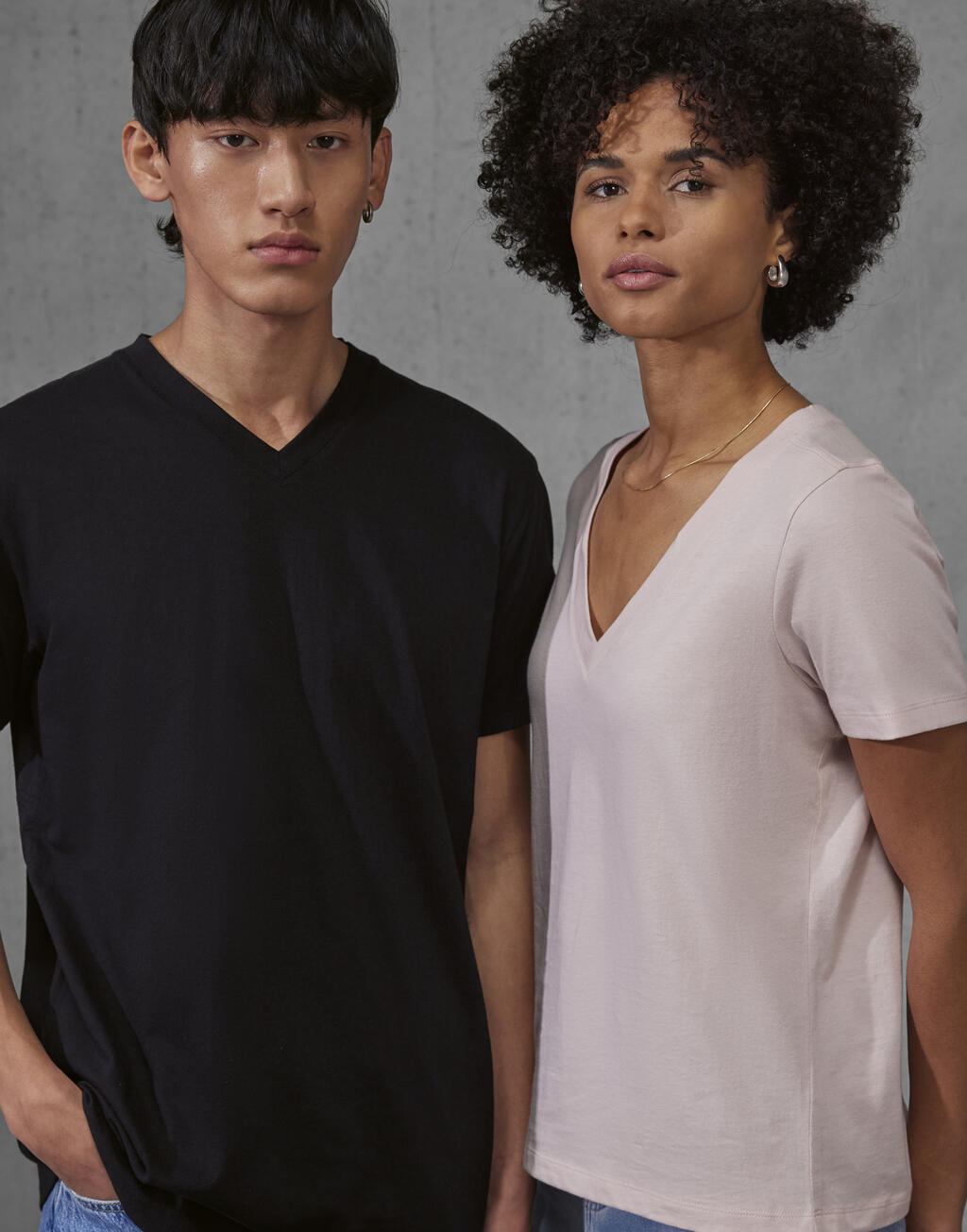 B&C TW001 #E150 V T-Shirt /women  lassen