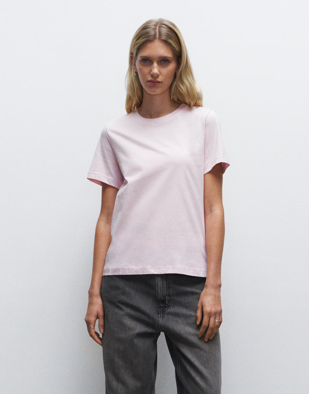 True Blanks "by H&M Group" 1148353 Womens Regular Tee  lassen