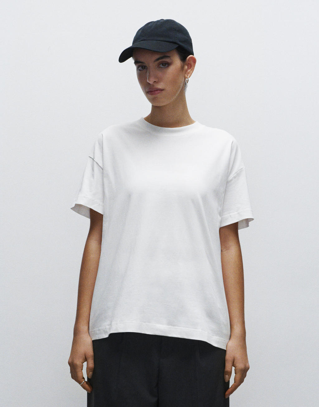 True Blanks "by H&M Group" 1148750 Womens Oversized Tee  lassen
