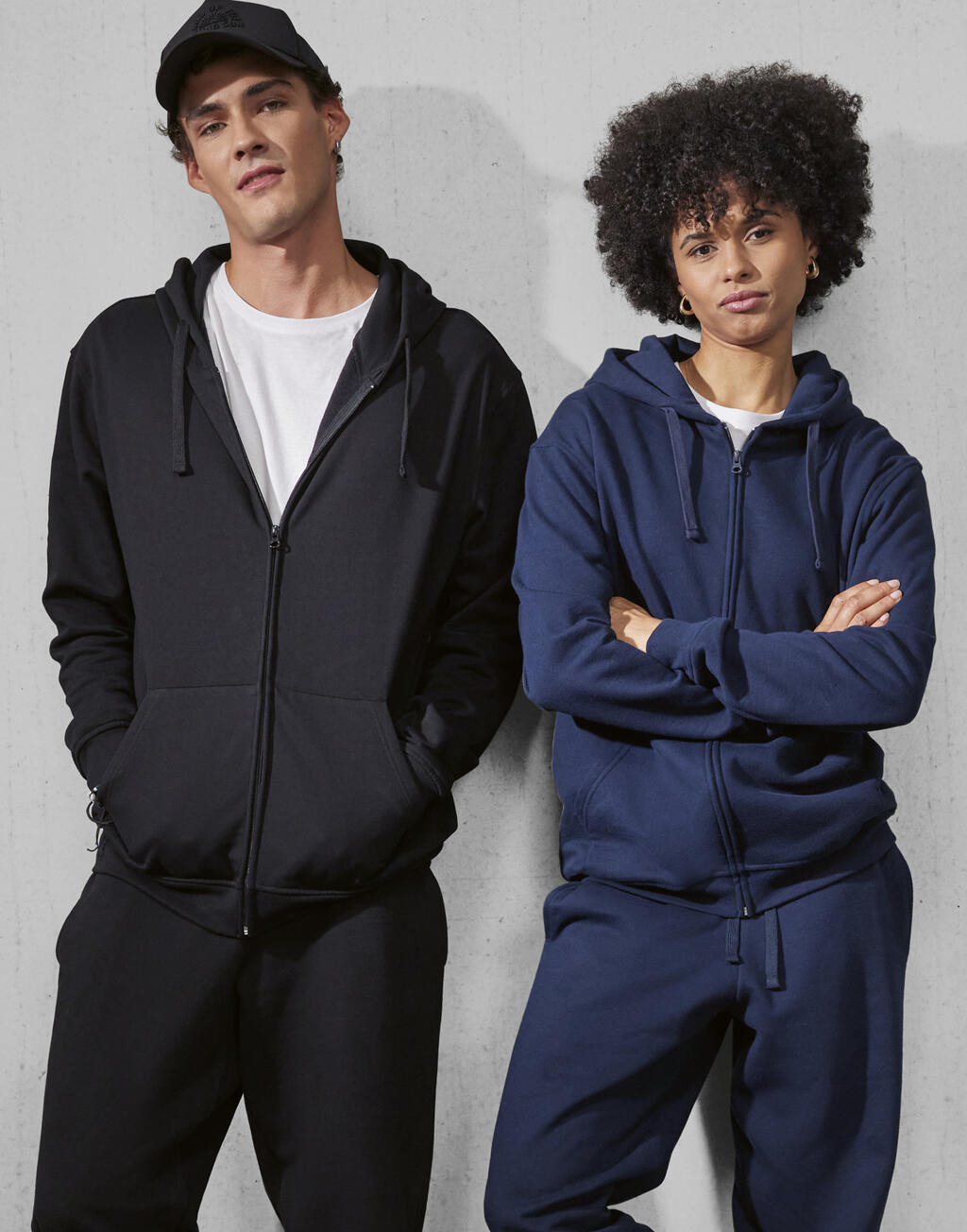 B&C WG009 ID.224 Zip Hood  lassen