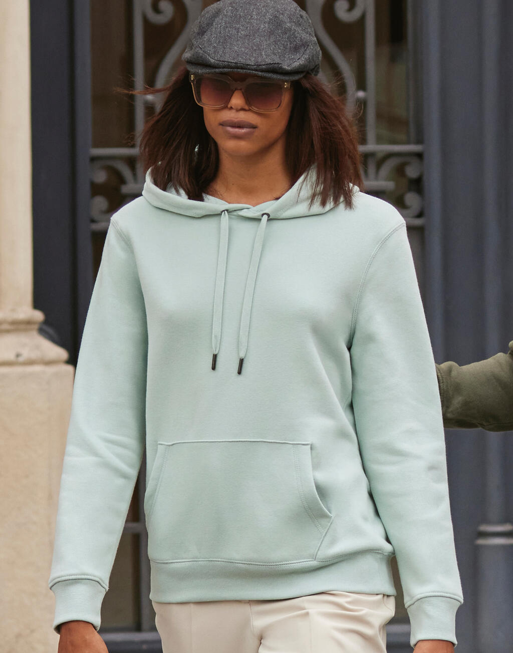 B&C WW02Q QUEEN Hooded /women Faire B&C Collection