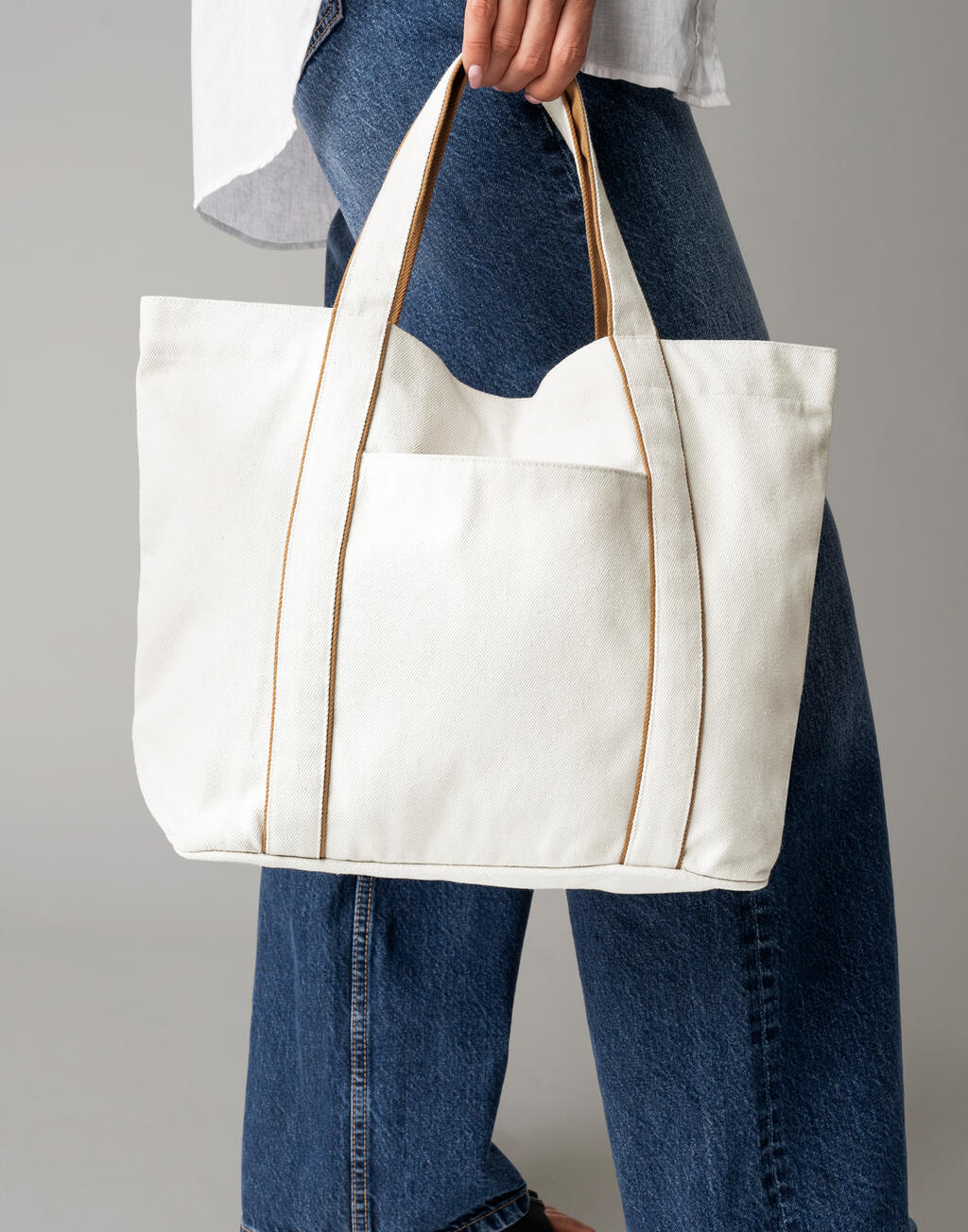 Westford Mill W950 Courtside Medium Tote
